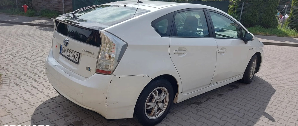 Toyota Prius cena 26900 przebieg: 529294, rok produkcji 2010 z Wrocław małe 79